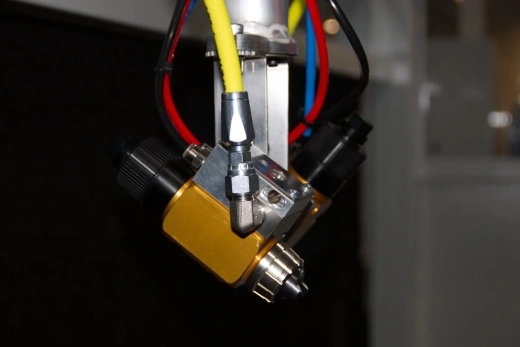 Малярная машина с ЧПУ для окраски межкомнатных дверей