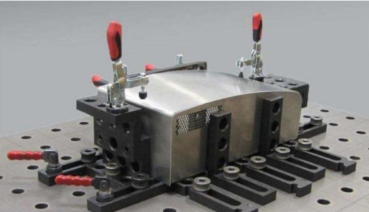 Комплекc роботизированной сварки на основе кобота