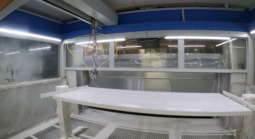 Малярная машина с ЧПУ для окраски межкомнатных дверей