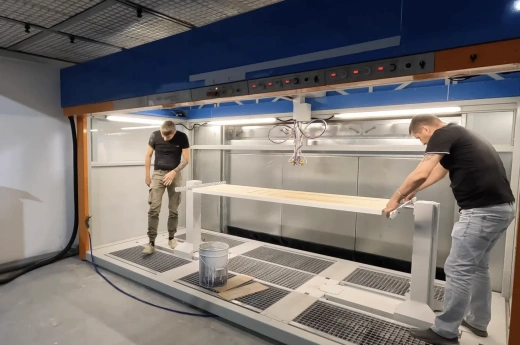 Малярная машина с ЧПУ для окраски межкомнатных дверей